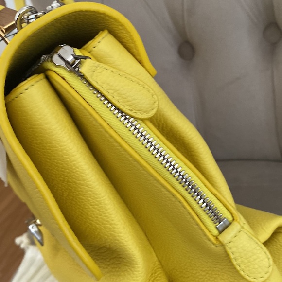 Balenciaga Leather Le Dix New Cartable Shoulder Bag - Picture 5 of 17